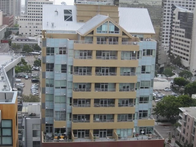 350 West Ash