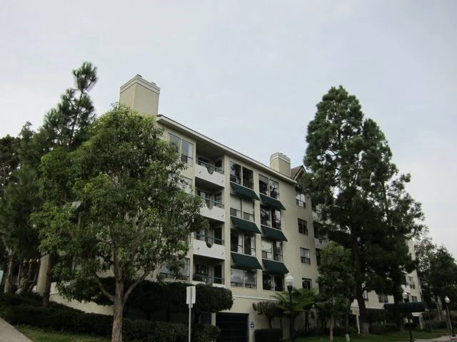 Park at 10th Avenue
